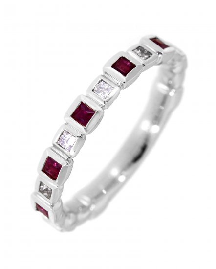 PRINCESS CUT RUBY DIAMOND BAND (TR1936)